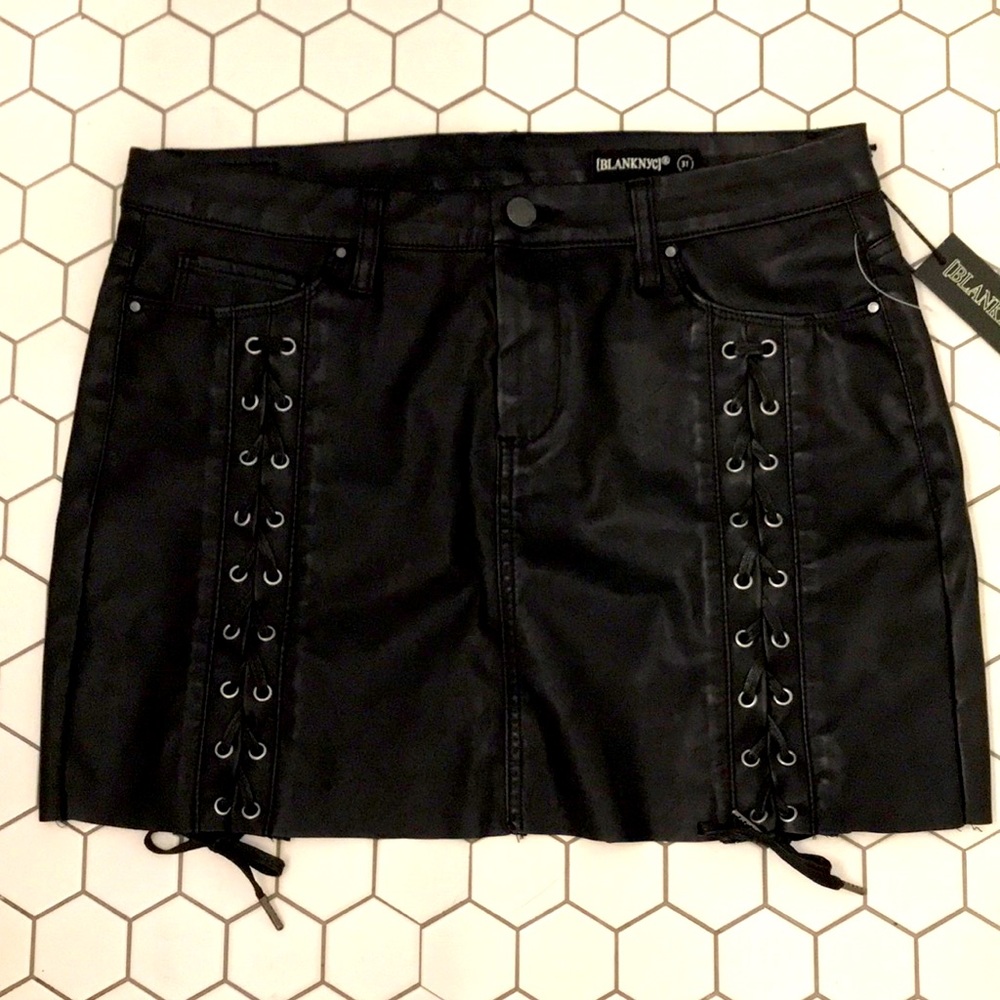 BLANKNYC Black leather tie-up mini skirt sz:31